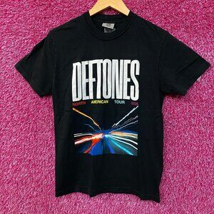 Deftones North American Tour 2025 Nu Metal Band T-Shirt Small